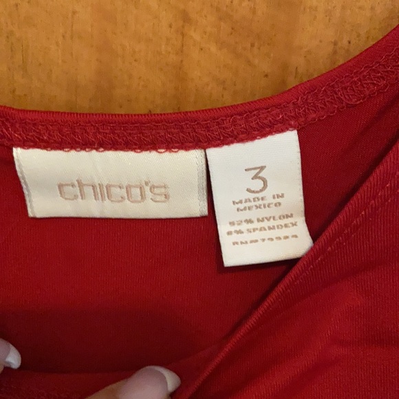 Two Chico tanks - Picture 2 of 5